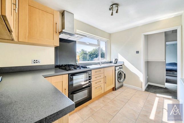 19, Grenville Road, Buckinghamshire photo 4