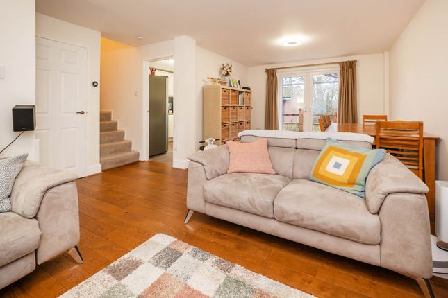 14, Beech Way, Norwich photo 3