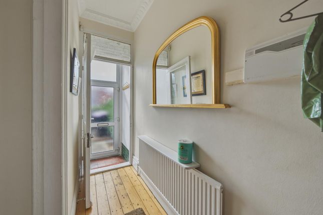 3, Ella Road, Nottingham photo 3