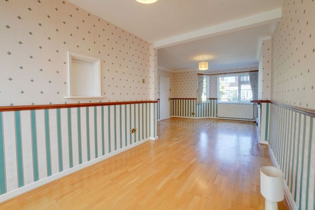 37 Park Crescent, Leicester photo 2