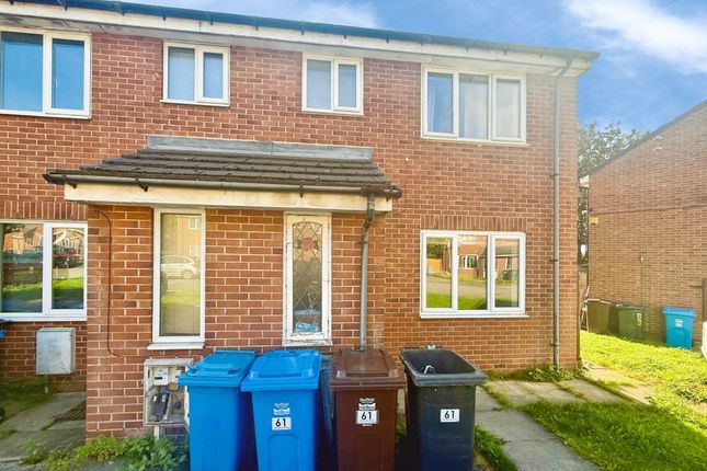 2-bed flat on 61 Sandstone Drive, Sheffield, £115,000