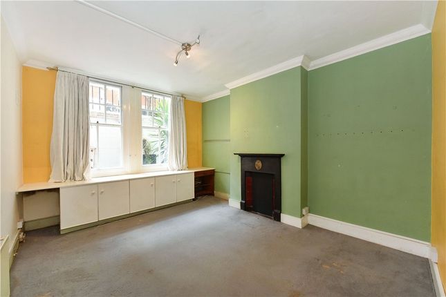 Flat 1 Napier House, 51, Riding House Street, London photo 2
