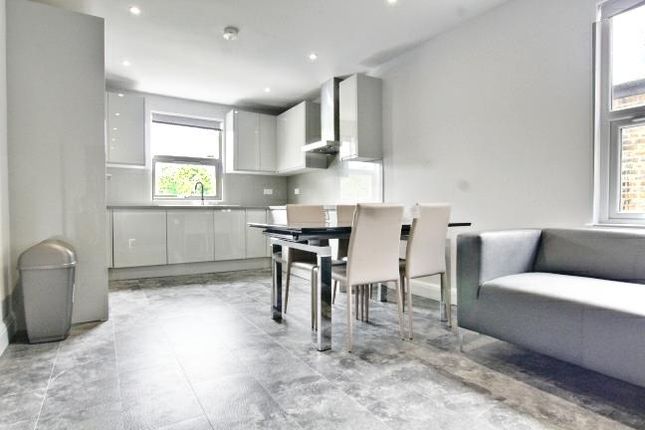 Thumbnail Flat to rent in Churchill Road, Willesden Green