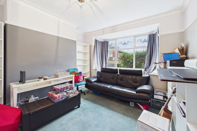 171, Broadoak Road, Greater Manchester photo 3