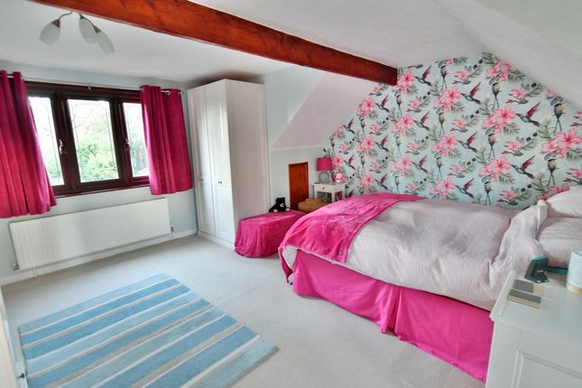 34, Pilford Heath Road, Colehill photo 2