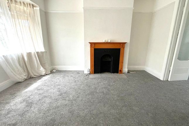 6, Downlands Avenue, Worthing photo 3
