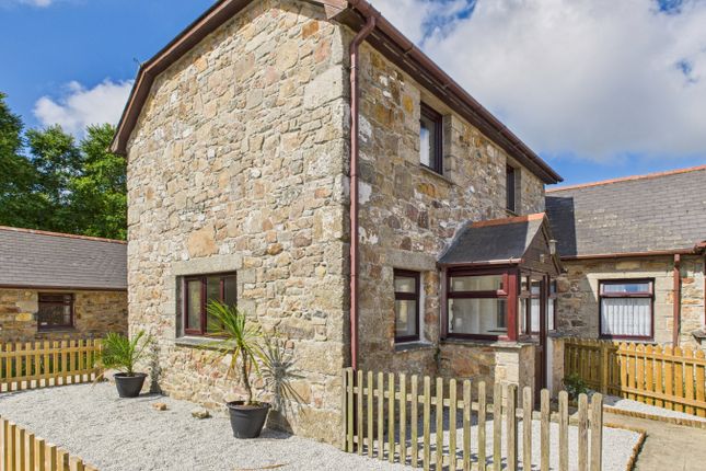 3 Bedroom End Of Terrace Barn For Sale