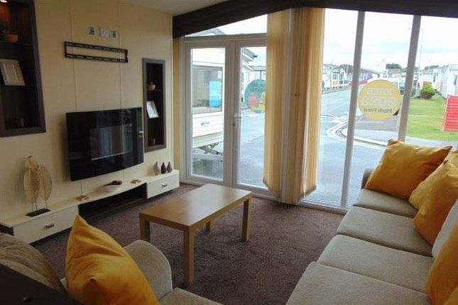 Thumbnail Mobile/park home for sale in Golden Sands Holiday Park, Sandy Cove, North Wales