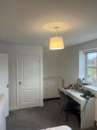 37, Windsor View, DONCASTER photo 5