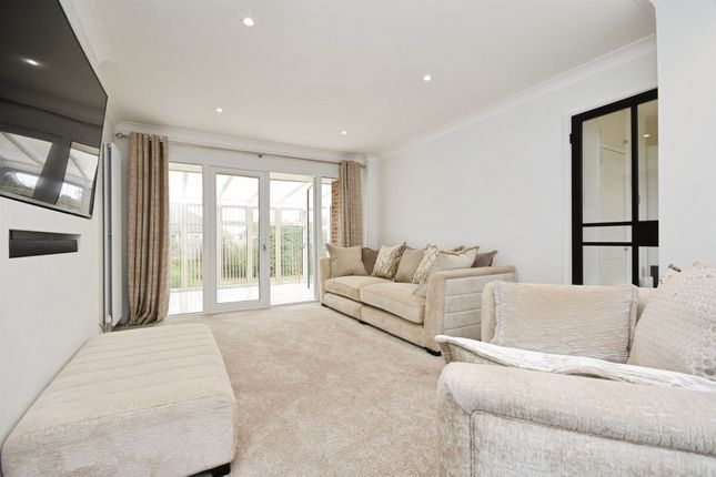 50, Newlands Road, Billericay photo 3