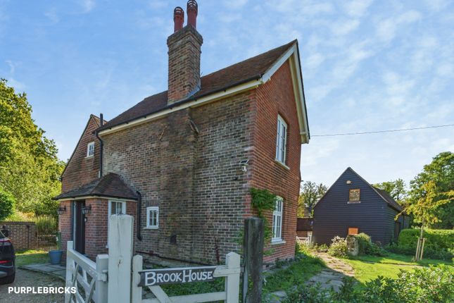 Brook House, Wimland Road, Horsham photo 2