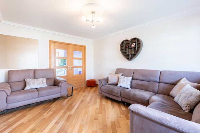22, Geatons Road, Lochgelly photo 4