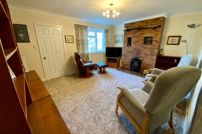 Detached house for sale in Greenway, Braunston