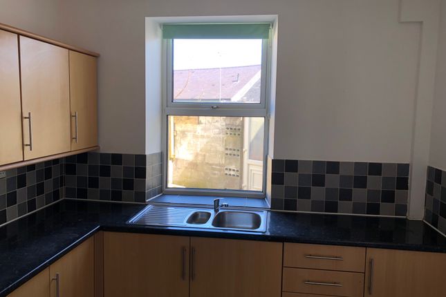 End terrace house to rent in Thomas Street, Holyhead