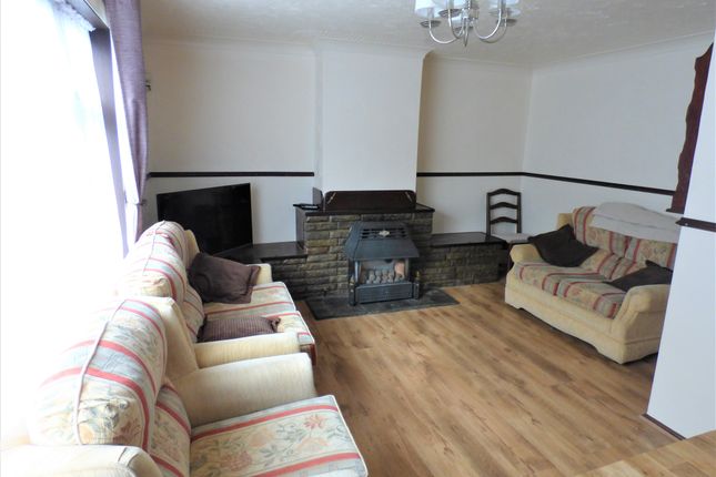 38, Connaught Road, Haverhill photo 4