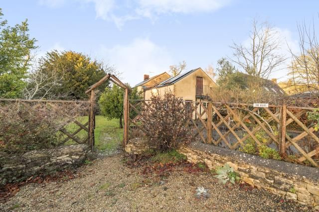 The Kilns,, Witney Road, Witney photo 4