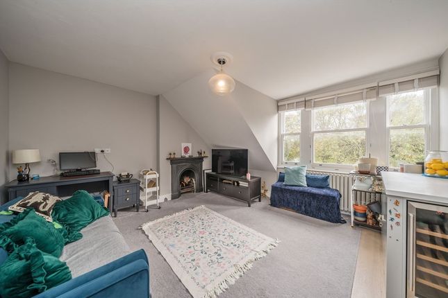 207A, Richmond Road, East Twickenham photo 2