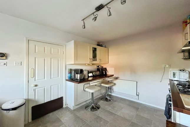 37, Parkstone Road, Irlam, Manchester photo 5