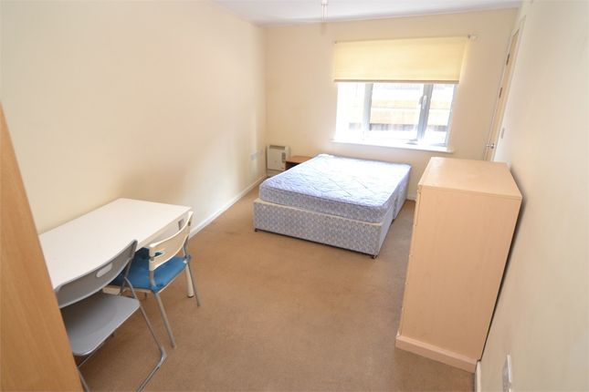 Flat to rent in River View, Tyne And Wear, Low Street, Sunderland