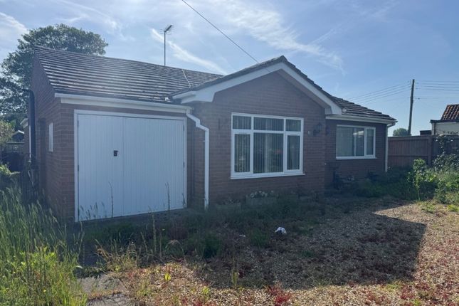 2-bed house on 12 St. Polycarps Drive, Holbeach Drove, Spalding, £170,000