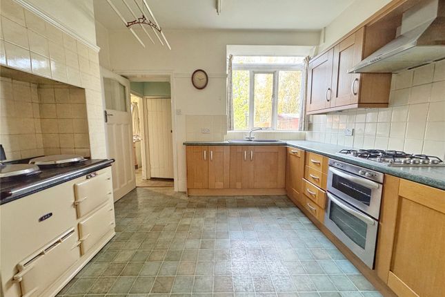 229, Bury Road, Rossendale photo 4