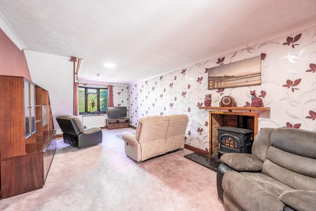 Timber House, The Street, Bishop's Stortford photo 4
