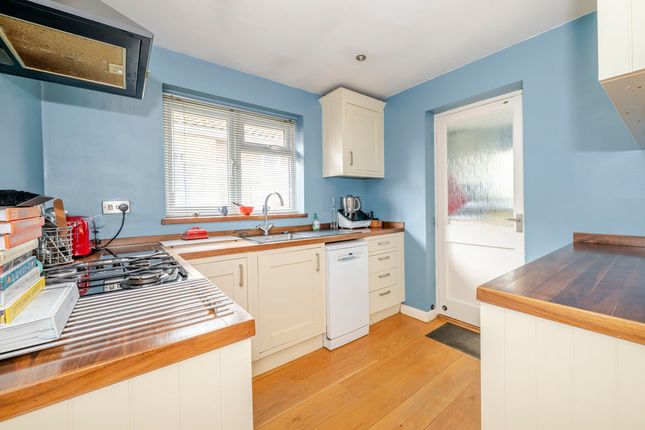 2, Firle Green, Uckfield photo 3