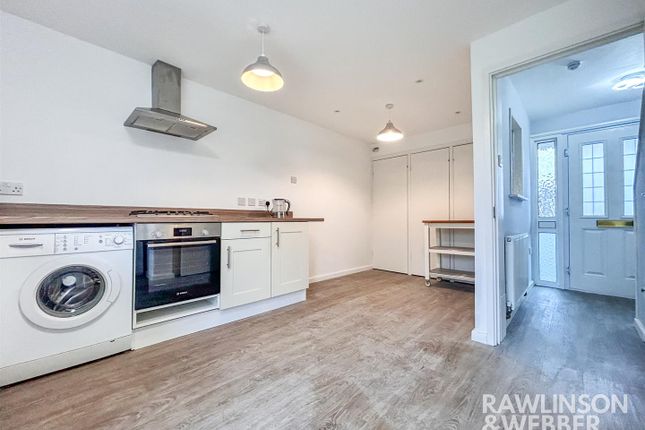 46, Belvedere Gardens, West Molesey photo 4