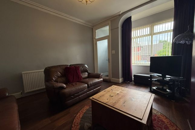 27, Davis Street Dalton, Rotherham photo 3