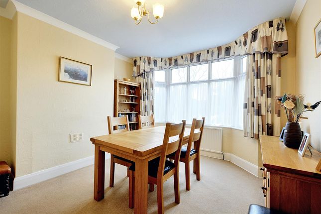 Property for sale in Bramcote Drive, Beeston, Nottingham