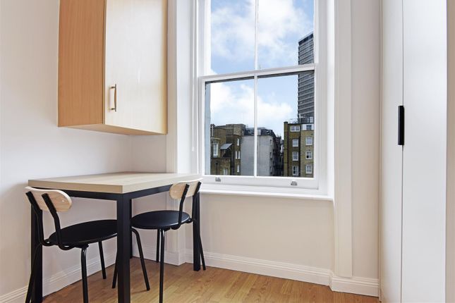 Flat 16, 51, Courtfield Gardens, London photo 3