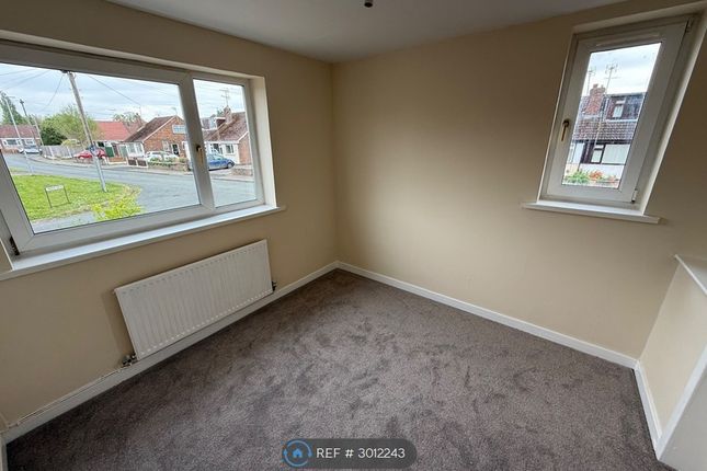 Linden Drive, Crewe photo 5