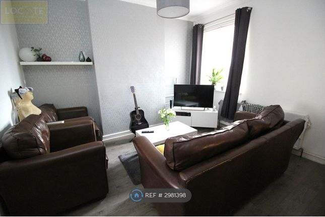 Tootal Drive, Salford photo 2