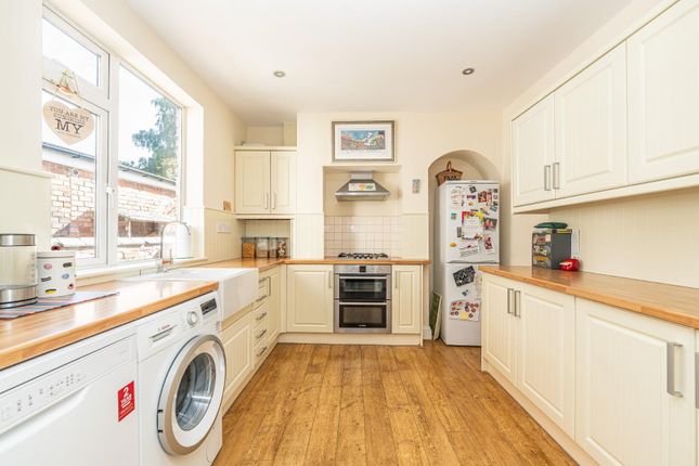 32, Whetstone Lane, Walsall photo 3