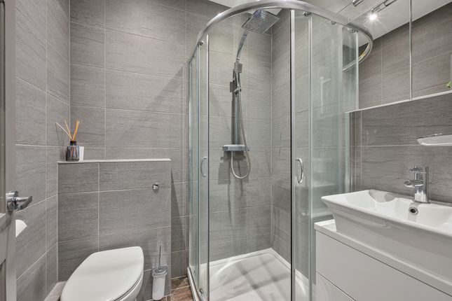 Flat 4, 7 Edge Hill, London photo 4