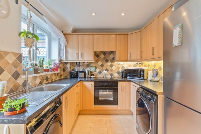 191 Mill Heath, Newport photo 2