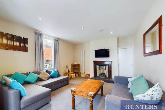 8, South Street, Bridlington photo 2