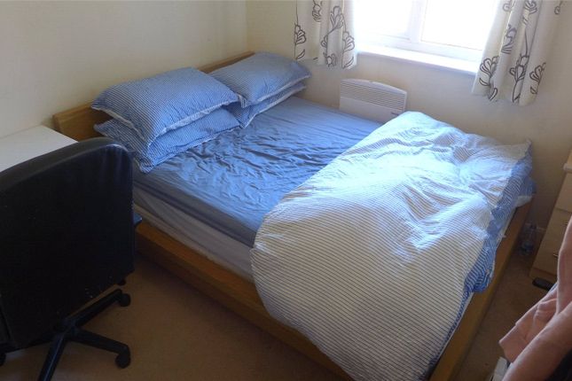 23, Monea Hall, Coventry photo 5