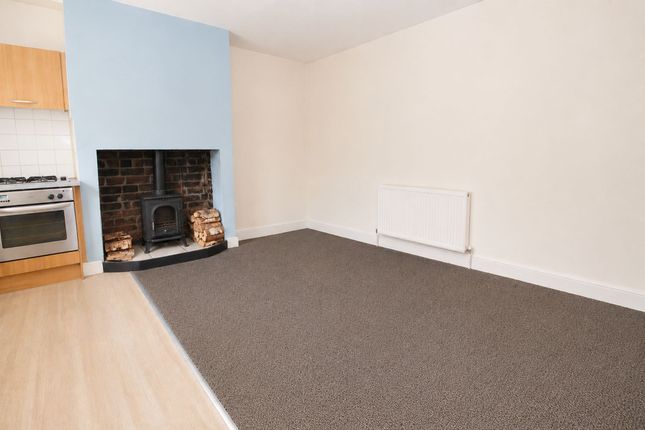 9 Trinity Street, Hebden Bridge photo 2