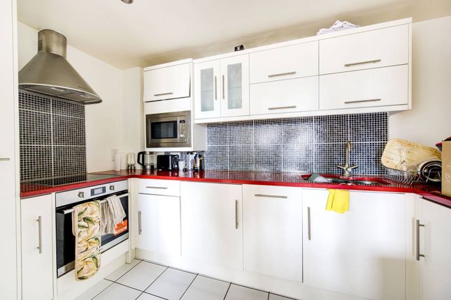 Thumbnail Flat to rent in Townmead Road, Sands End, London
