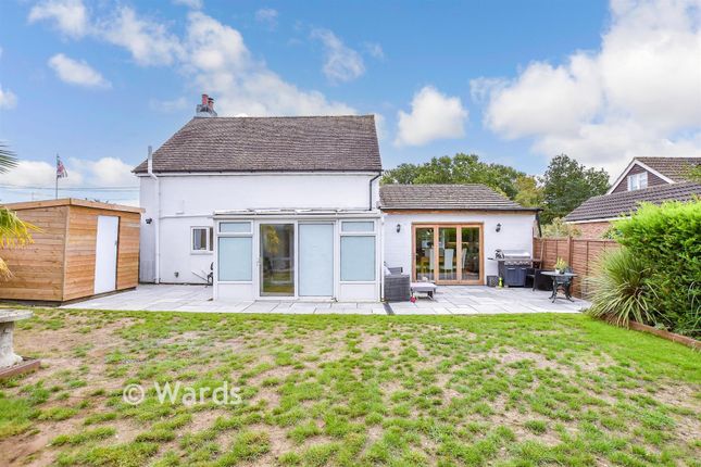 3-bed detached on Lonewood Cottage, Maidstone Road, Tonbridge, £725,000