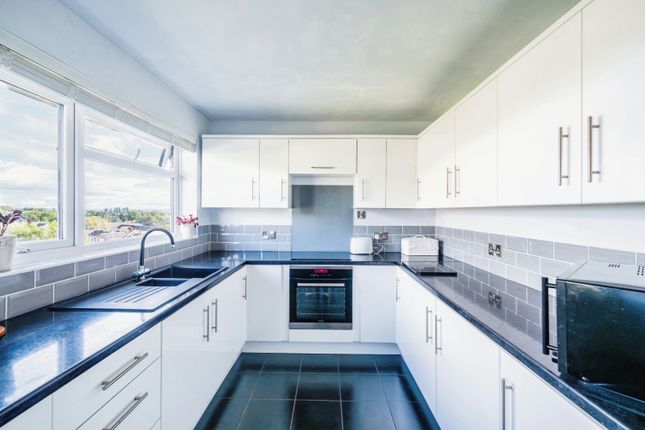 10, Cherrywood Rise, Weston-super-Mare photo 4