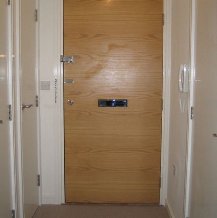 Thumbnail Flat to rent in Azure Court, London, United Kingdom