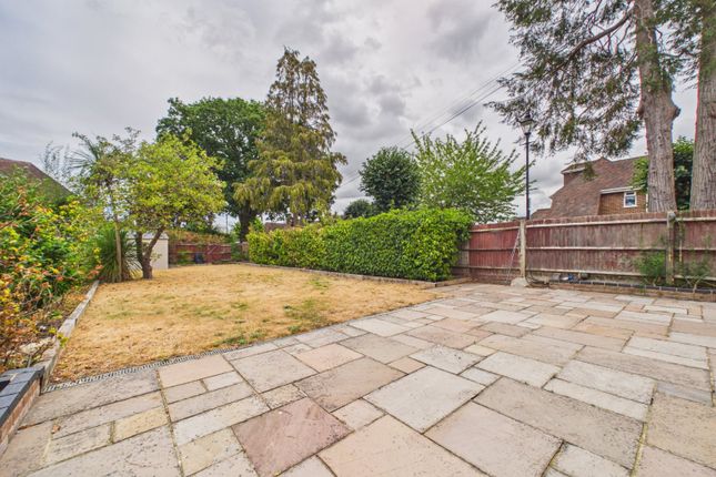 13, Betchworth Avenue, Reading photo 4