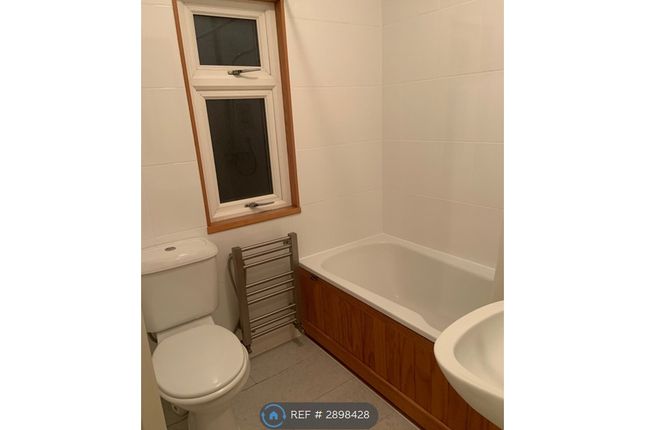 Sunnydene Road, Purley Cr Dg, Surrey photo 2