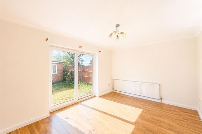 Ground Floor, 2 Pegg Road, Hounslow photo 2