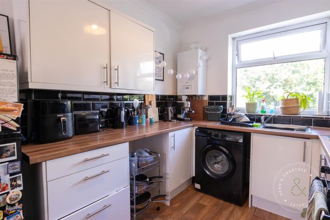 38A, Tyn-Y-Pwll Road, Cardiff photo 4