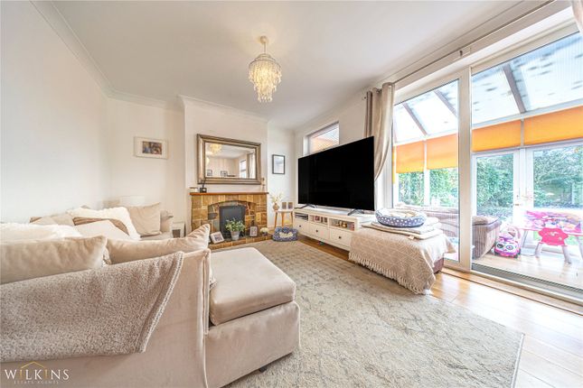 23, Smarts Avenue, Staffordshire photo 3