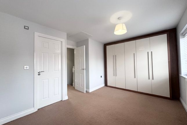 Town house to rent in Abbeylea Drive, Bolton
