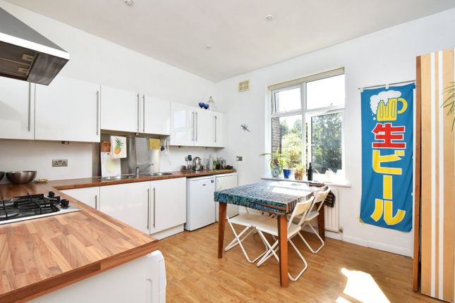 51b, Vancouver Road, London photo 4
